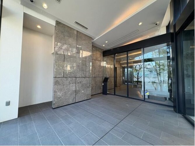 エントランス エントランス