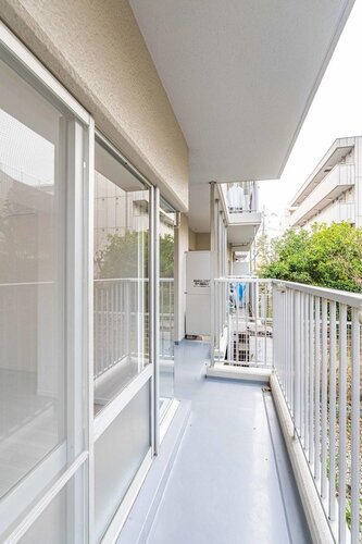 バルコニー バルコニー