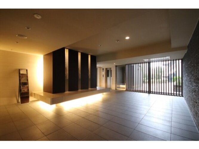 エントランスホール:2022年12月撮影 エントランスホール:2022年12月撮影