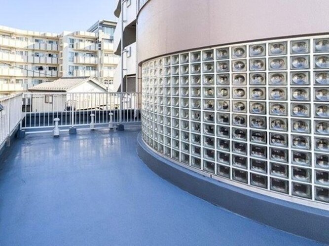 バルコニー バルコニー