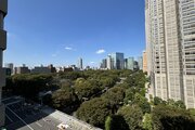 穏やかな街並みを一望しながら、爽やかな風と柔らかく降り注ぐ陽光を感じて頂けます。 穏やかな街並みを一望しながら、爽やかな風と柔らかく降り注ぐ陽光を感じて頂けます。