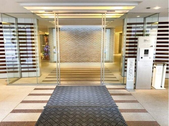 エントランス エントランス