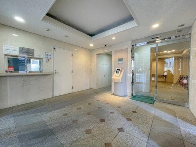 エントランス エントランス