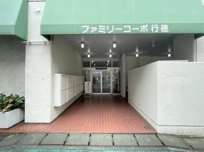 エントランス エントランス