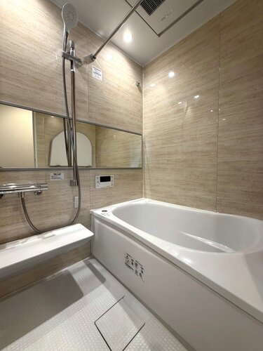 浴室　＊浴室乾燥・追い炊き機能付き＊