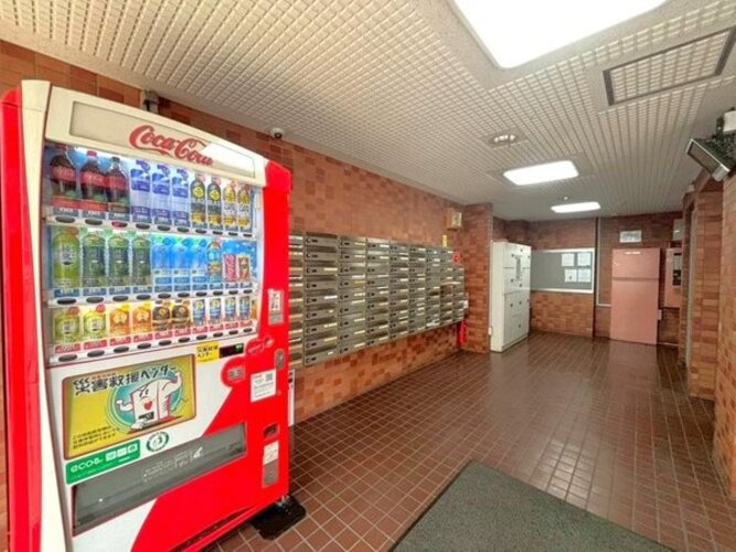 エントランス エントランス