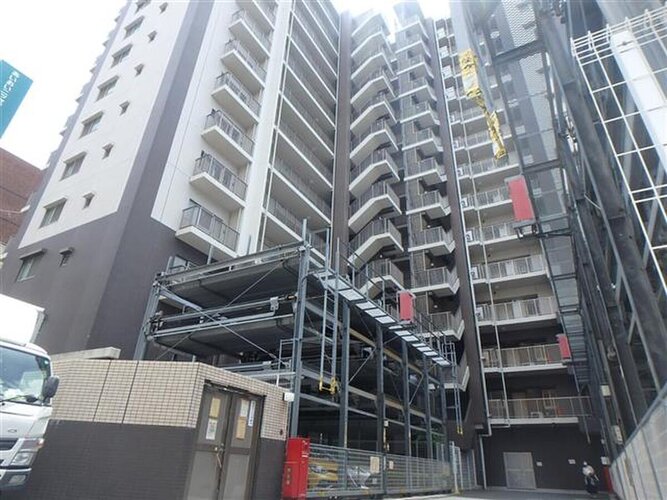 小田急小田原線「本厚木」駅より徒歩9分 小田急小田原線「本厚木」駅より徒歩9分