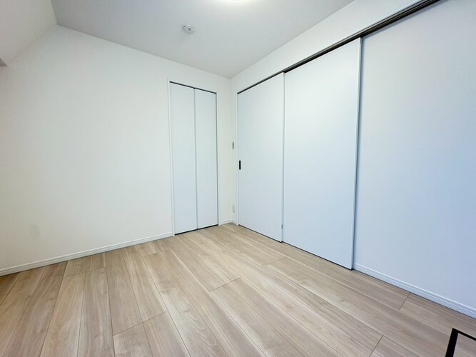 洋室1 約5.6帖 洋室1 約5.6帖