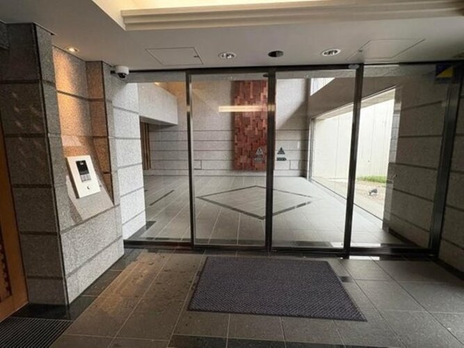 エントランス エントランス