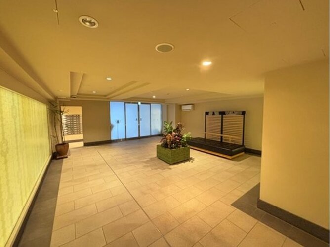 エントランス エントランス