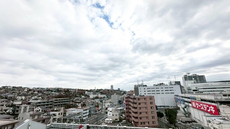 【バルコニーからの眺望】8階・前面棟なし！陽当り・眺望良好！