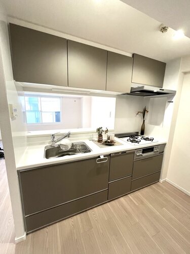 キッチン(写真撮影:令和7年8月) キッチン(写真撮影:令和7年8月)