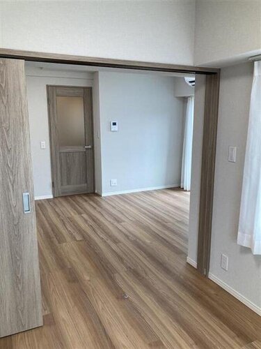 一人ひとりの理想の住まい。実現して頂くためにシンプルなデザインの空間に仕上げました。 一人ひとりの理想の住まい。実現して頂くためにシンプルなデザインの空間に仕上げました。