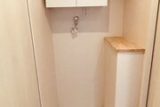 洗面 ・洗濯パンがあるユーティリティスペースです。洗剤などをストックできるスペースもあり使い勝手良好な空間です。 洗面 ・洗濯パンがあるユーティリティスペースです。洗剤などをストックできるスペースもあり使い勝手良好な空間です。