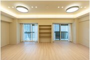 ほっと一息つけるような、安心できる空間です♪シンプルな内装は、ニーズが変わってもご活用頂けそうです。 ほっと一息つけるような、安心できる空間です♪シンプルな内装は、ニーズが変わってもご活用頂けそうです。