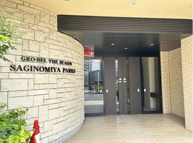 エントランス エントランス