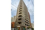 藤沢駅まで徒歩6分。日常生活便利な立地に佇むマンションです。