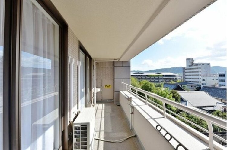 バルコニー バルコニー