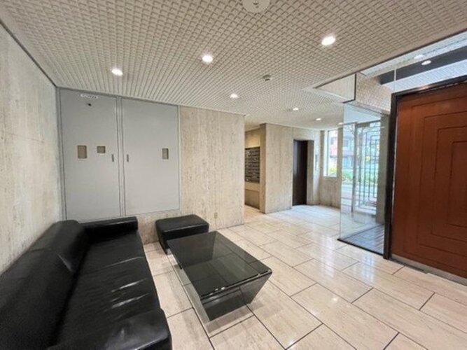 エントランス エントランス