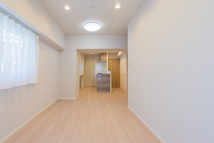 内装はシンプルに落ち着きのある空間にしています。ゆったりとしたひとときを過ごせそうです♪ 内装はシンプルに落ち着きのある空間にしています。ゆったりとしたひとときを過ごせそうです♪