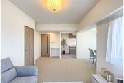 寛ぎとコミュニケーションを育む居心地のよい場所。家族との時間、自分の時間共に大切にできる空間です。 寛ぎとコミュニケーションを育む居心地のよい場所。家族との時間、自分の時間共に大切にできる空間です。