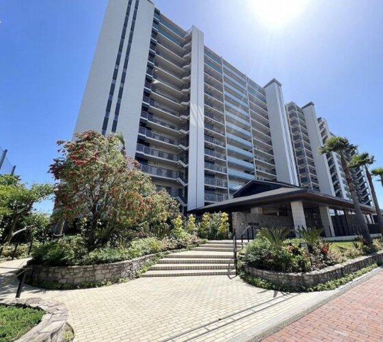 重厚なイメージを受けるマンション。住むほどにその印象が誇らしくなります。 重厚なイメージを受けるマンション。住むほどにその印象が誇らしくなります。