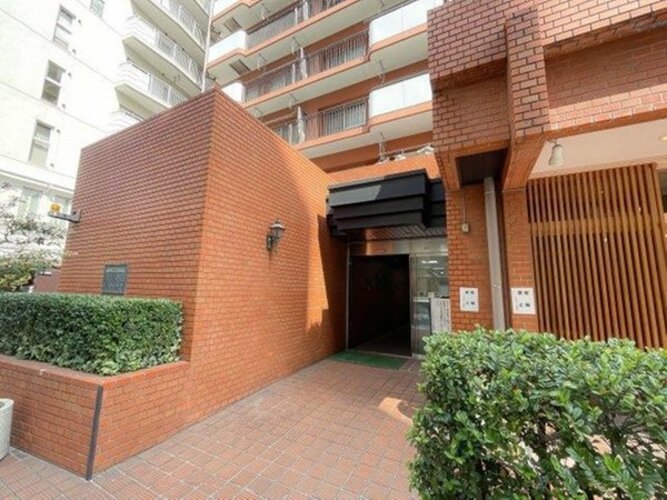 エントランス エントランス