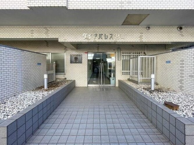 エントランス エントランス