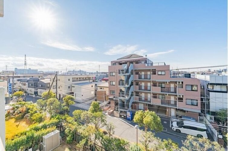 バルコニー バルコニー