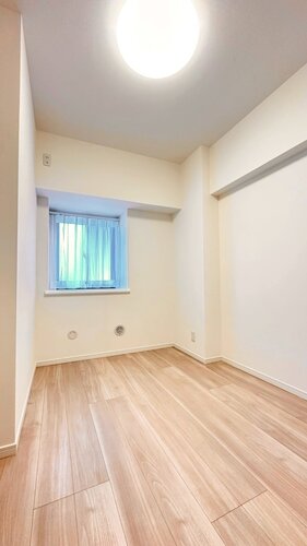 洋室②　約4.0帖