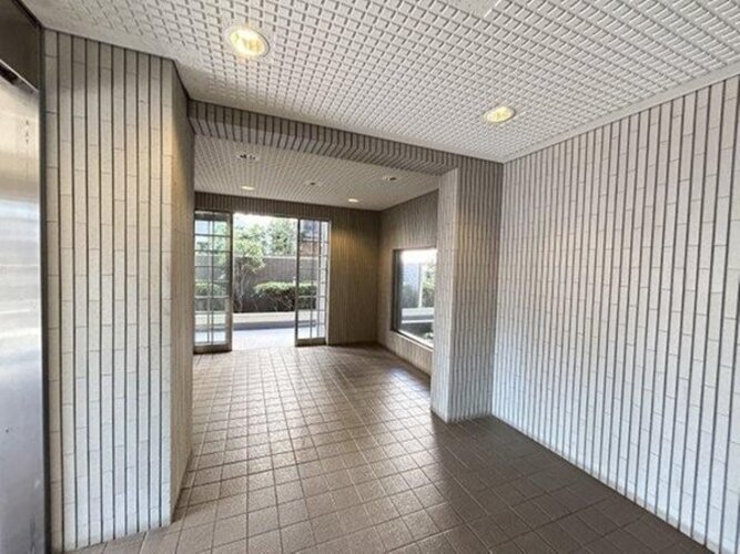 エントランス エントランス