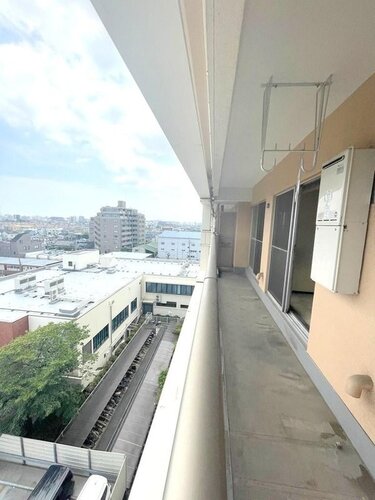 バルコニー バルコニー