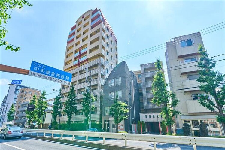 旗の台駅徒歩8分の活気ある街並みも魅力的! 旗の台駅徒歩8分の活気ある街並みも魅力的!