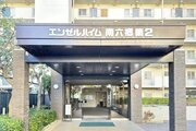 エントランス エントランス