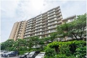 鮮やかな緑を効果的に纏った外観。爽やかな風がそよぐ心温まるお部屋へ優しく誘います。 鮮やかな緑を効果的に纏った外観。爽やかな風がそよぐ心温まるお部屋へ優しく誘います。