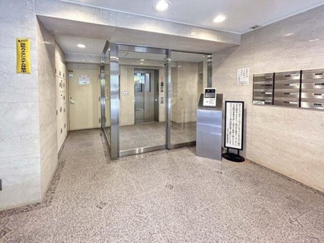 エントランス エントランス