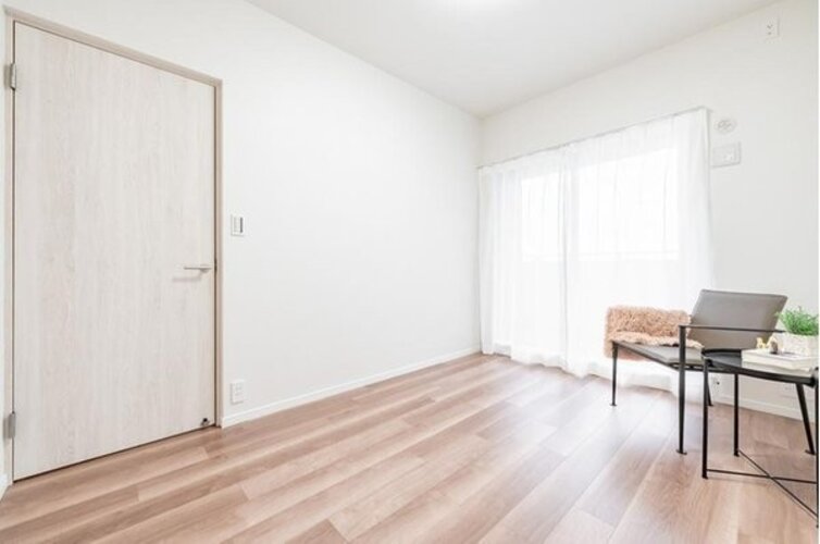 リビング以外の居室 リビング以外の居室