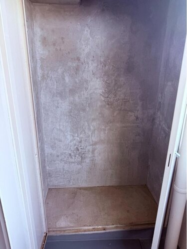 バルコニー物置