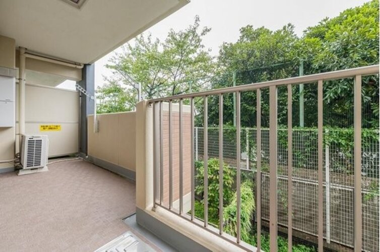 バルコニー バルコニー