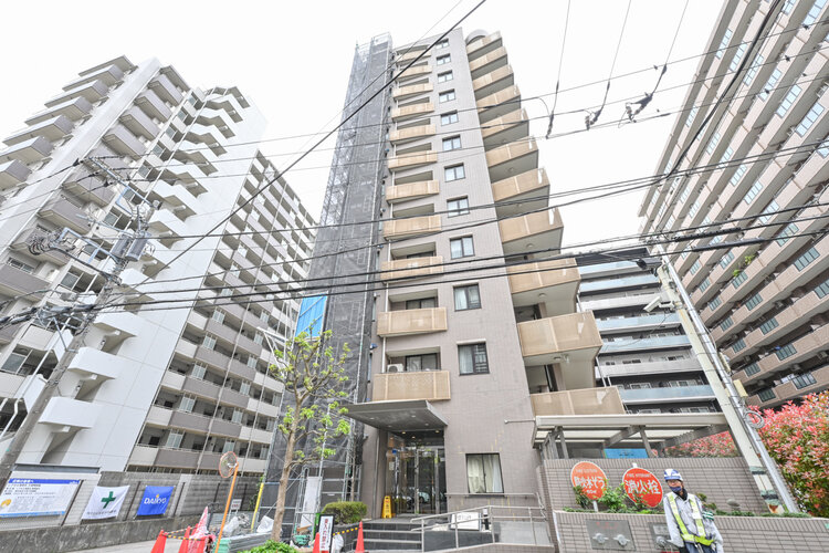 海老名駅徒歩7分の活気ある街並みも魅力的! 海老名駅徒歩7分の活気ある街並みも魅力的!