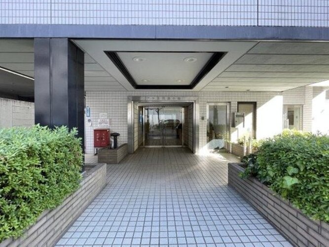 エントランス エントランス