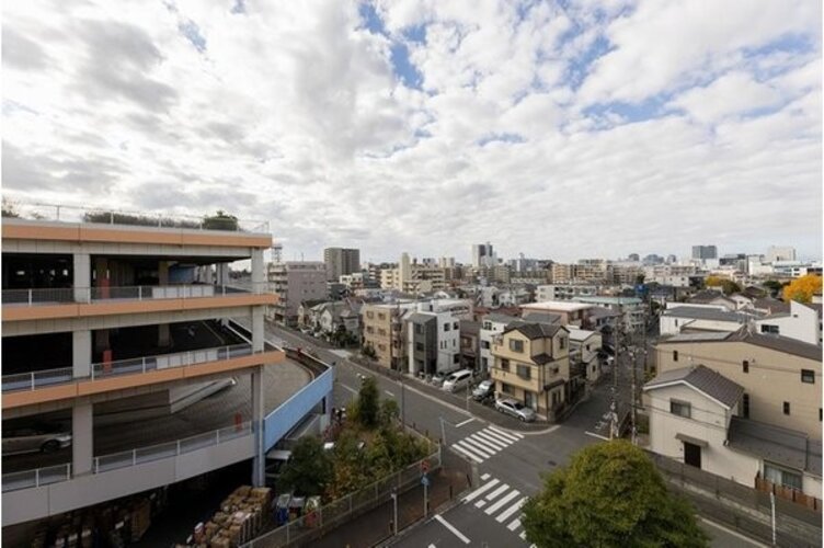 バルコニー バルコニー