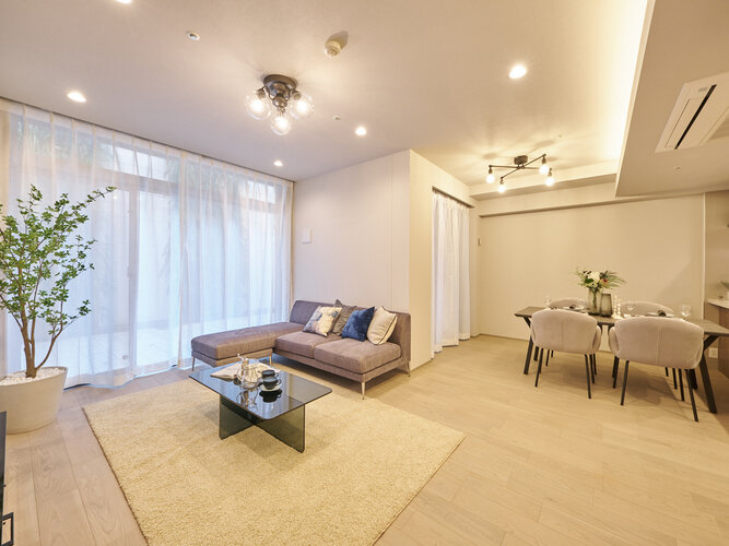 ゆったりくつろげる上質なリビングダイニングは、あなたの暮らしにより価値のある時間を演出してくれます。