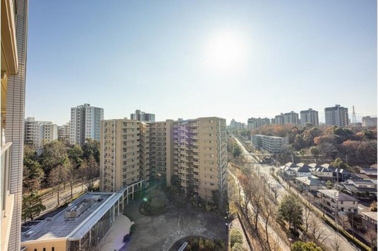 バルコニー バルコニー