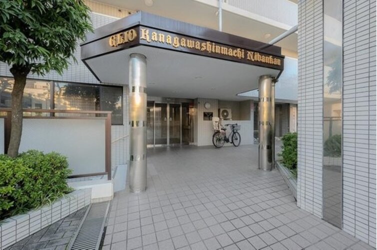 エントランス エントランス