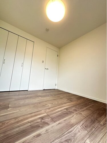 リビング以外の居室 リビング以外の居室