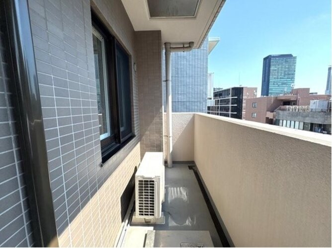 バルコニー バルコニー