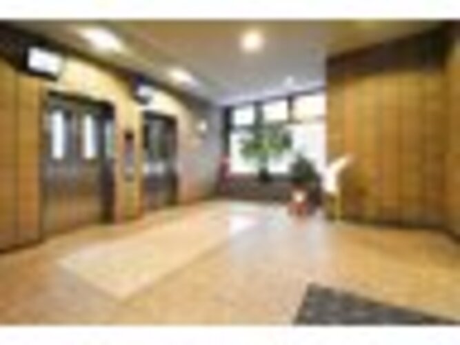 共用エレベーター 共用エレベーター