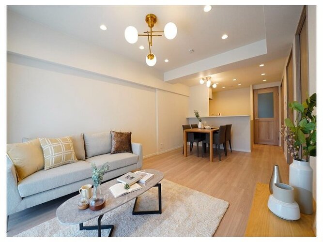 ゆったりくつろげる上質なリビングダイニングは、あなたの暮らしにより価値のある時間を演出してくれます。 ゆったりくつろげる上質なリビングダイニングは、あなたの暮らしにより価値のある時間を演出してくれます。