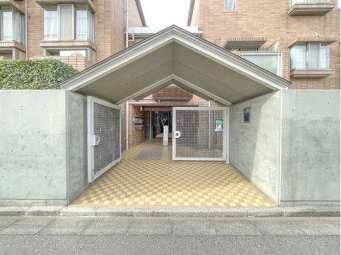 エントランス エントランス
